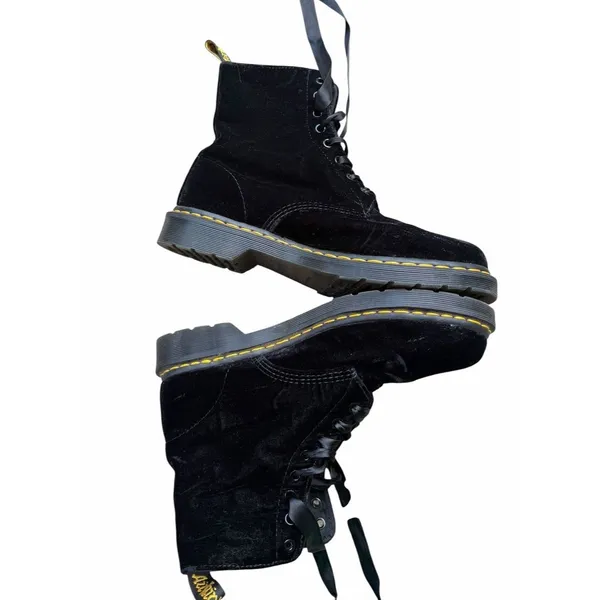Dr. Martens Womens 1460 Pascal Velvet Black Boots Ribbon Laces Vegan 11 - Image 4