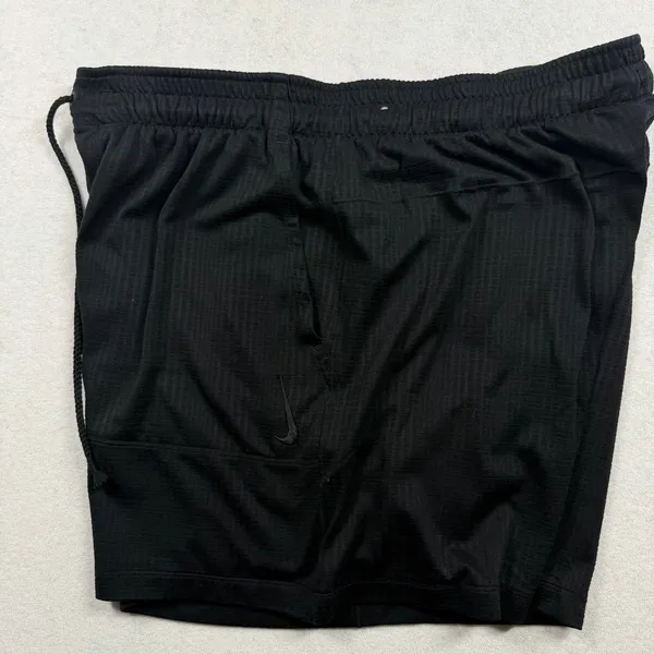 Nike Yoga Dri-FIT Shorts Black Size Large Athletic Training Workout Shorts - Image 4