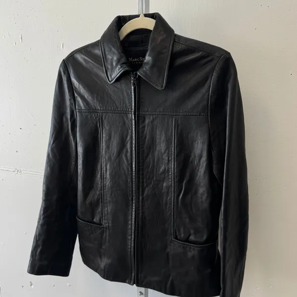 Vintage Andrew Marc NY Genuine‎ Leather Women's Jacket Zip Front Collared Small Black - Image 3