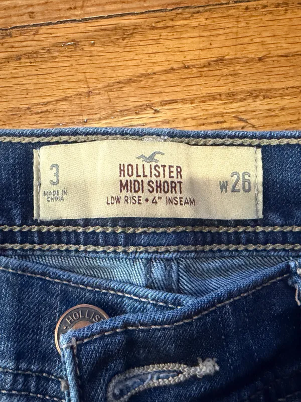 Hollister Women's Dark Blue Distressed shorts - Image 2