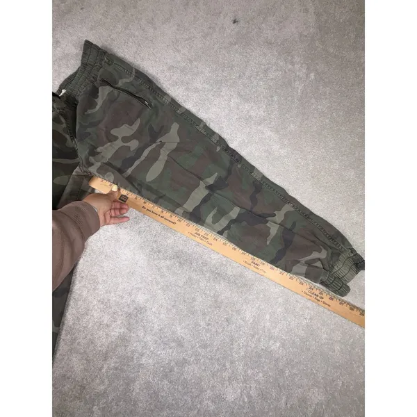 Aritzia TNA Alix Pant High-waisted Elastic Cuff Camo Joggers Size Medium - Image 10