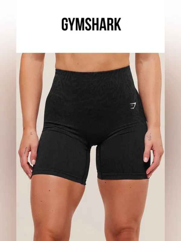 Gymshark women’s Adapt Animal Seamless Shorts sz M - Image 4