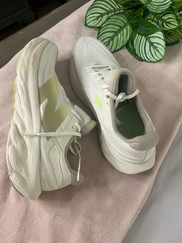New Balance Fresh Foam X 1080v13 Moonrock Bleached Lime Glo Men's Shoe Size 12 - Image 5