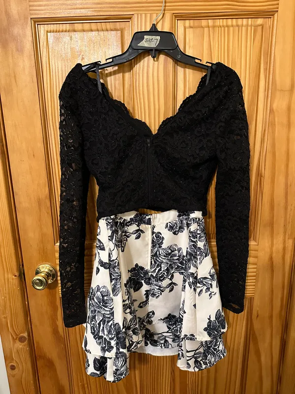 City Studios Homecoming Dress - Image 4