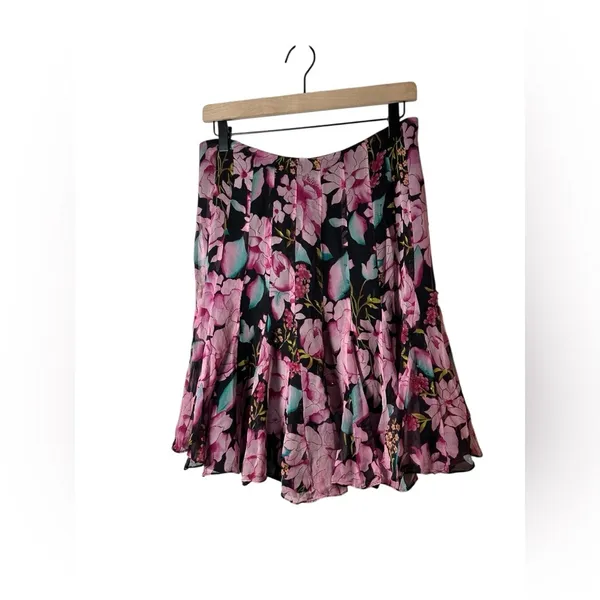 ICE Floral Pleated Skirt Black Pink Size‎ 6 - Image 3