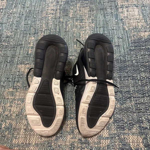 Nike Shoes Running - Image 3