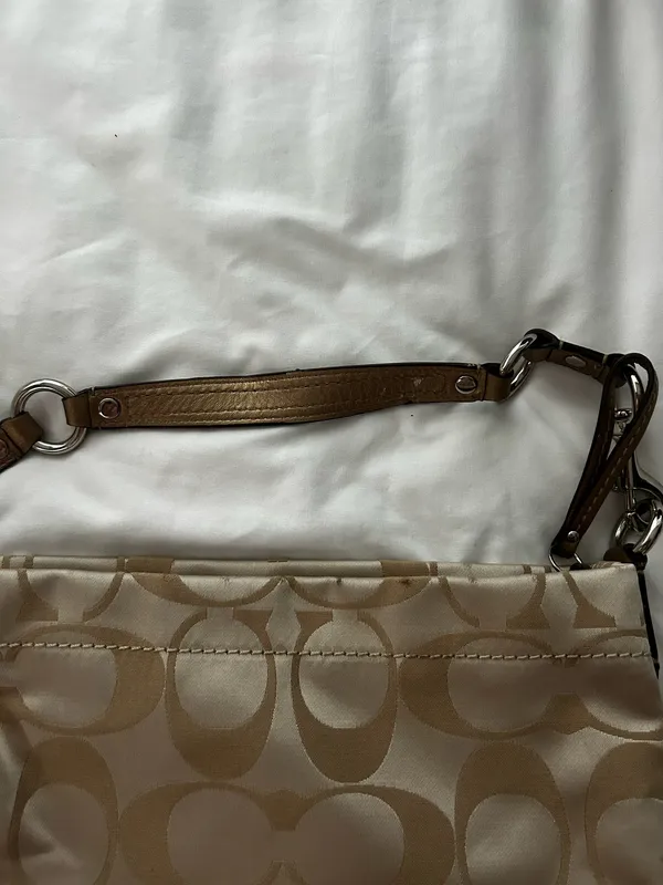 Vintage Coach Bag - Image 5
