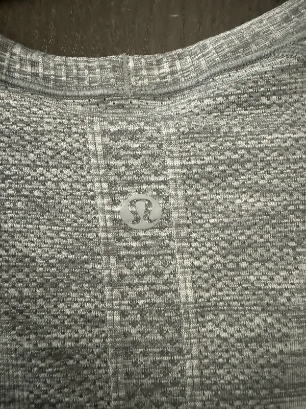 Lululemon Swiftly Tech Long Sleeve - Image 3