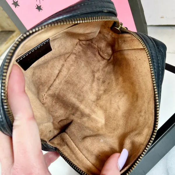 Gucci Calfskin Matelasse GG Marmont Cosmetic Case - Image 7