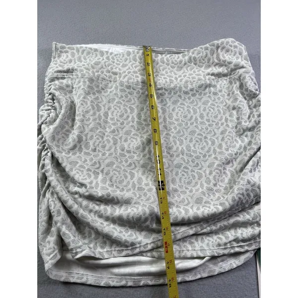 Halara High Waisted‎ Ruched Crossover Mini Skirt Animal Print White Silver Large - Image 6