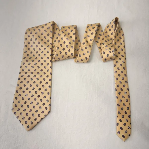 Stafford Men's Tie Silk Yellow Geometric Vintage Classic Necktie Office wear - Image 2