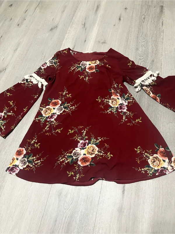 entro Maroon Floral Bell-Sleeve Blouse - Image 3