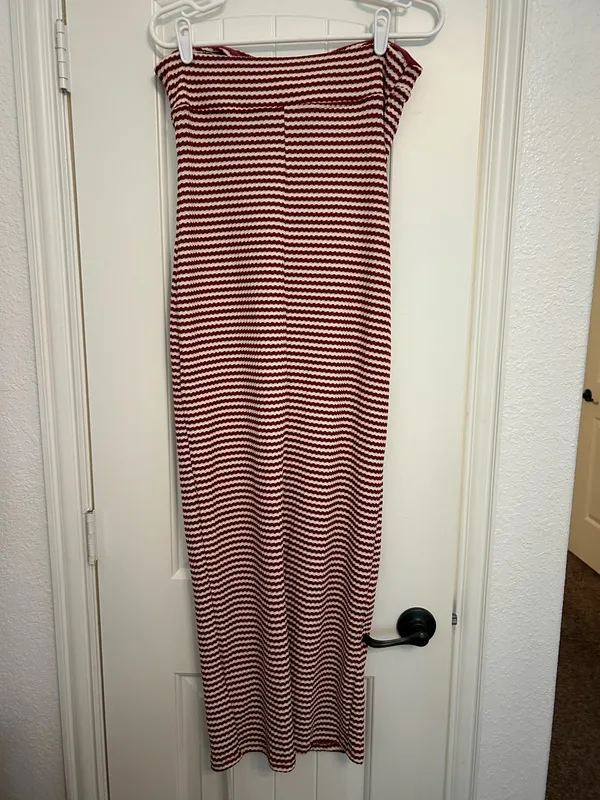 Missguided maxi dress maroon - Image 5