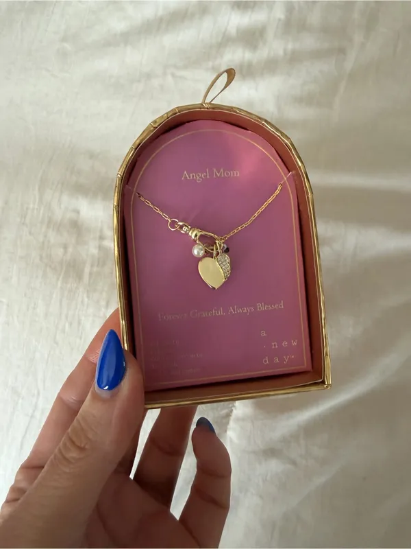 A New Day Gold angel mom heart necklace - Image 2