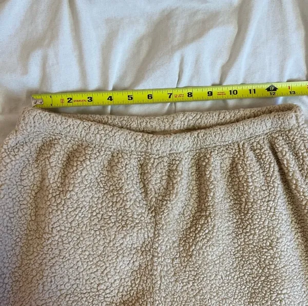 SheIn Beige Fuzzy Two Piece Co-ord Lounge Set Size Medium - Image 12