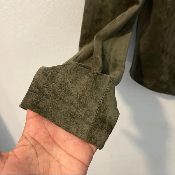 Lulus Wild at Heart Olive Green Vegan Suede Moto Jacket NWT‎ Size S - Image 7