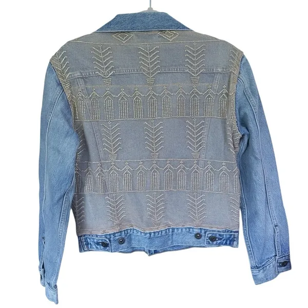 NWT Levis Womens Trucker Denim Jacket Western Boho Embroidered Small Cowgirl - Image 4