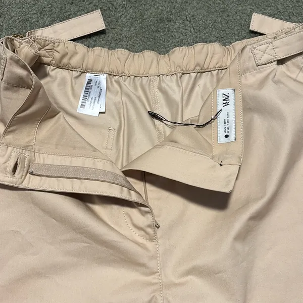 Zara beige hi waist adjustable flat front Shorts - Image 10
