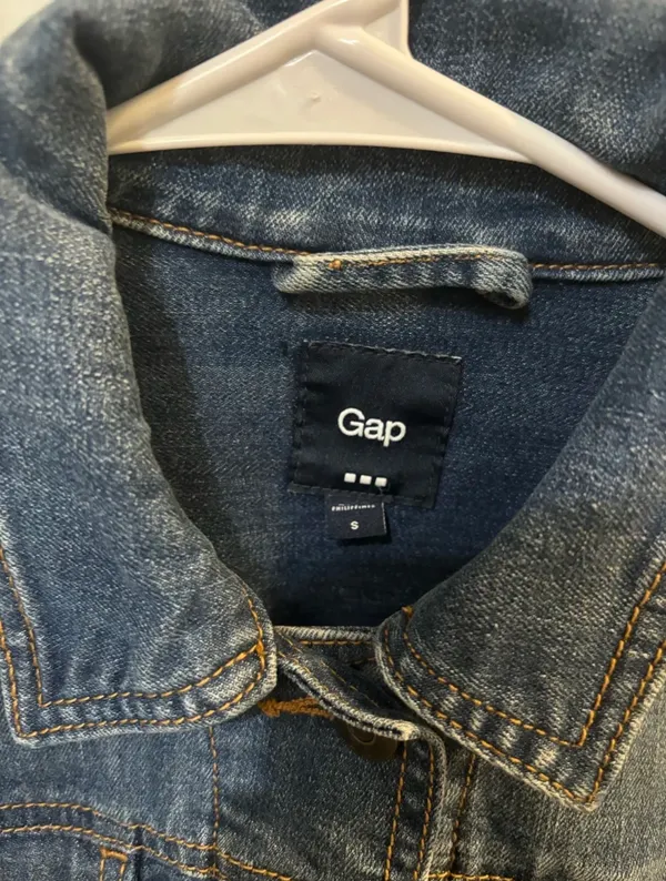 Gap Jean jacket - Image 2