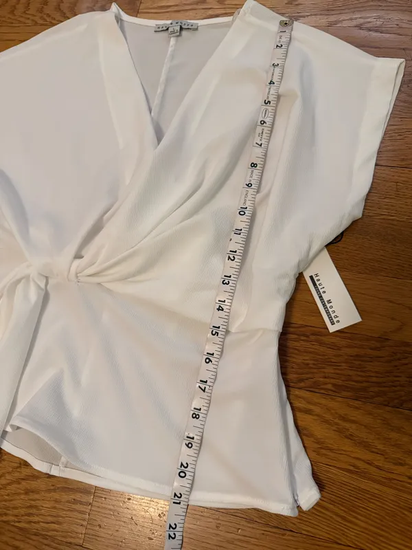 Haute Monde white Wrap Tie Peplum Top size L - Image 6