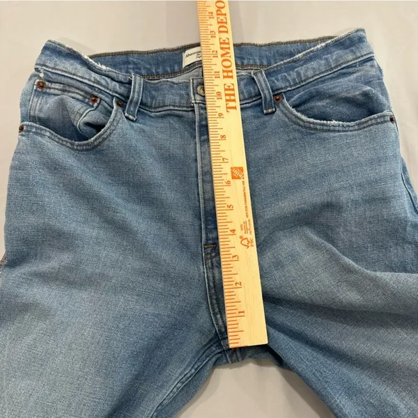 Abercrombie & Fitch The Mom High Rise Jeans Blue Medium Wash 29 8R Womens‎ - Image 6
