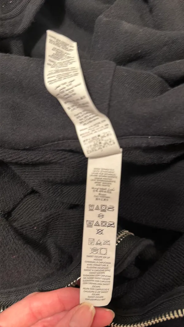 Alo Cropped Yoga Hoodie - Image 3