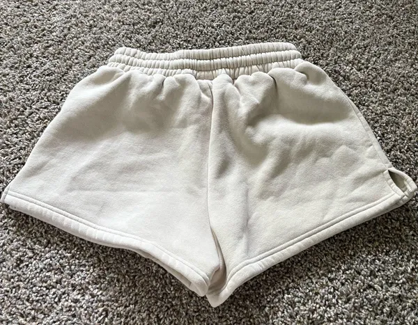 Cream Comfrt Tranquil Collection Shorts White - Image 2