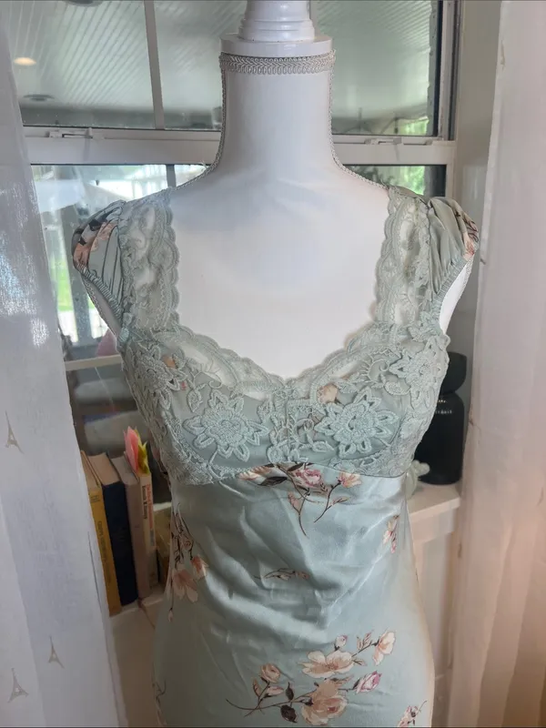 Sage Green Floral Lace Slip Dress size XS. - Image 2