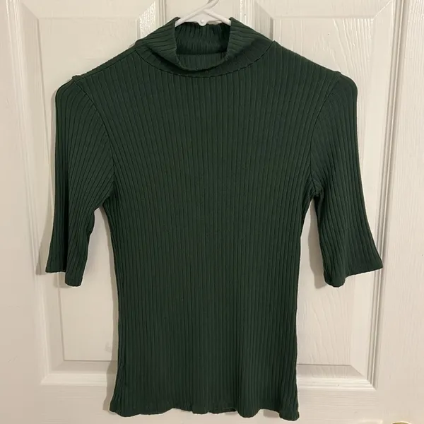 Reformation Ribbed Knit Leia Mock Turtleneck Top in Sage Gren New Size Small - Image 5