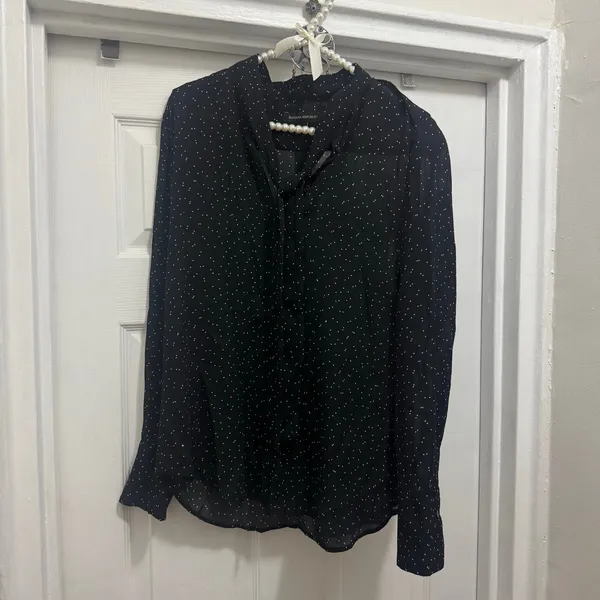 Banana Republic Size Small Women’s Black White Polka Dot Tie Neck Blouse Top - Image 5