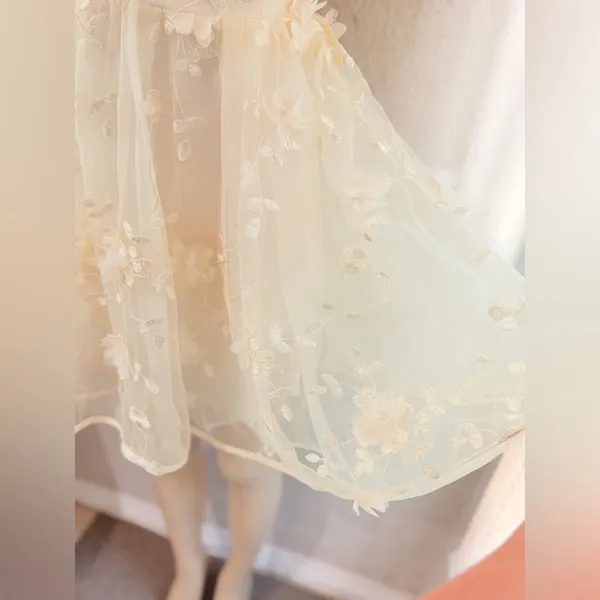 The Vintage Shop Cream Spaghetti Strap Floral Bridal Gown Size S - Image 5
