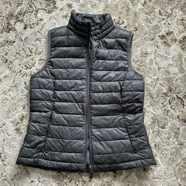 Lightweight puffer vest 🌷 Gray Size M - Image 3