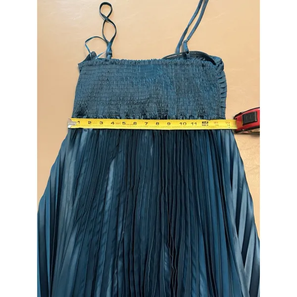 Petal and Pup Vikki Green Emerald Pleated Elegant Dress Adjustable Straps US 12 - Image 9