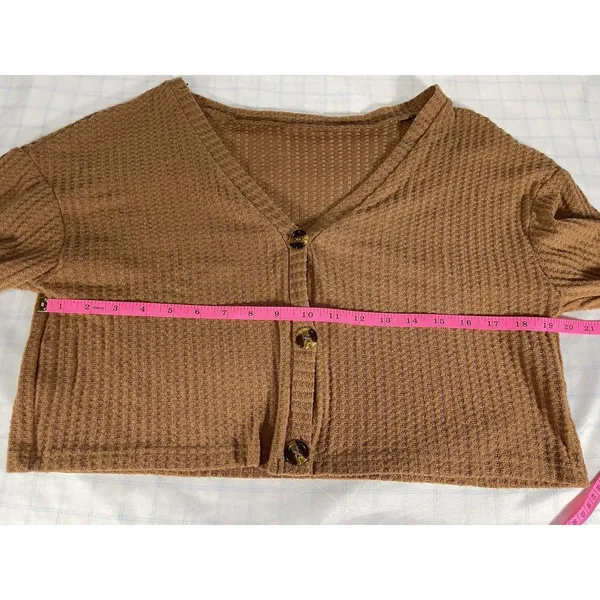 ROMWE Brown Waffle Knit Cropped Cardigan Sweater Women's Size L Large Boho Cozy - Image 4