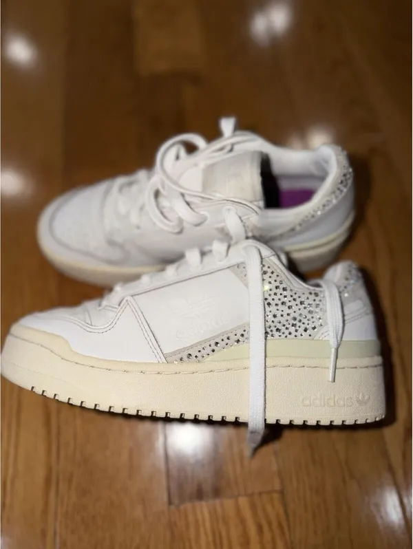 Size 6.5 US Women’s Adidas Forum Bold Crystal White Women - Image 7