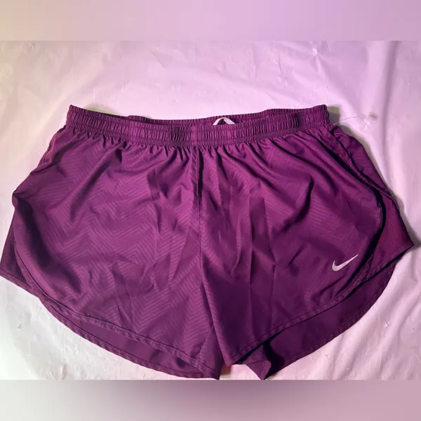 Nike Vivid Purple Running Shorts - Image 3