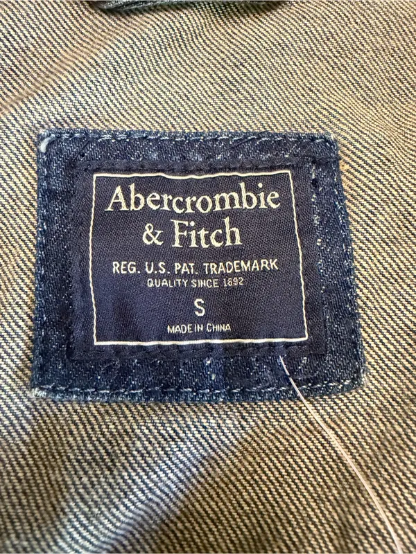 Abercrombie & Fitch Distressed Denim Vest, Small, NWT - Image 10