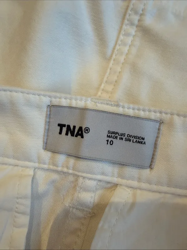 Aritzia TNA white cargo mini skirt - Image 4