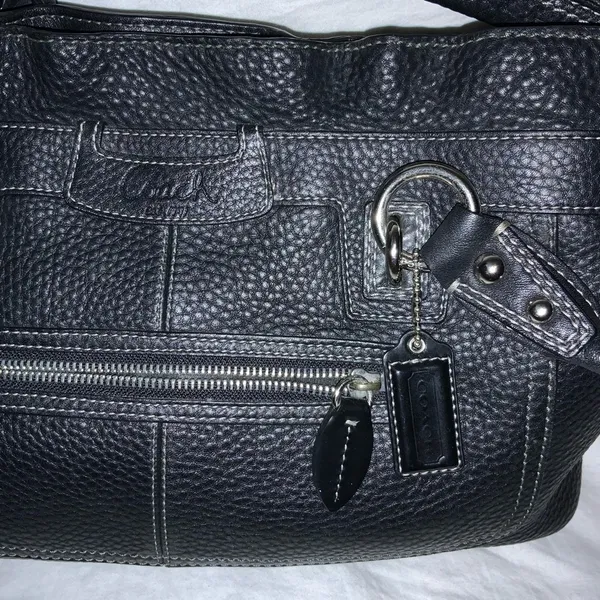 Coach Penelope M0949 F14686 Black Pebble Leather Vintage Satchel Purse - Image 2
