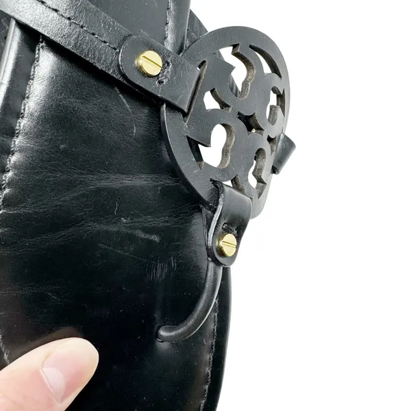 Tory Burch Miller Sandal Black Leather Logo Medallion Thong Flat Size 9.5 - Image 7