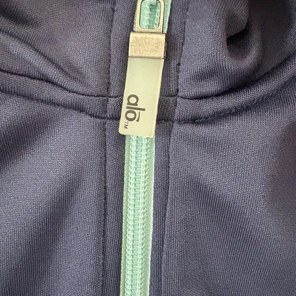 Alo Yoga CoolFit Jacket Womens Navy Blue Colorblock Full‎ Zip Running Medium - Image 11