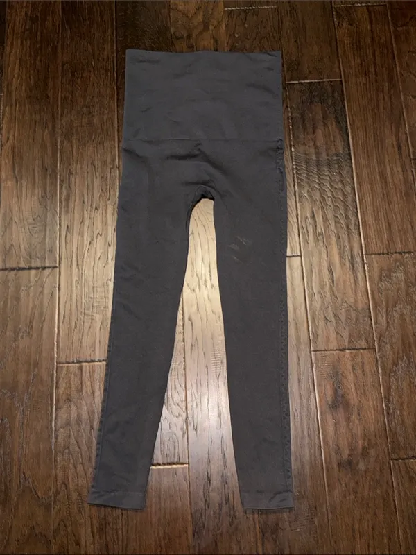 Belly Bandit Mother Tucker Postpartum Compression Leggings Medium - Image 2