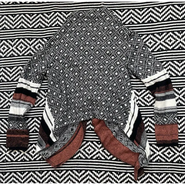 Buckle Striped Fly Away Knit Cardigan Sweater - Image 15