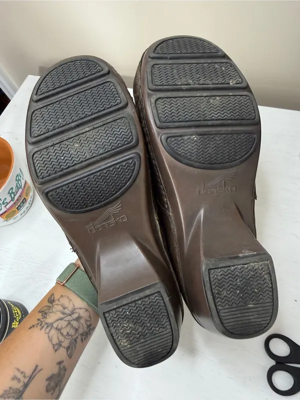 Dansko Stacie Clogs Leather Slip On Professional Academia Sz 38 or US 7.5-8 - Image 4