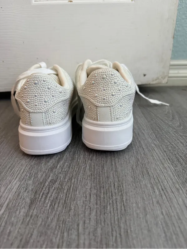 Madden Girl Jeena White Rhinestone Sneakers Size 7.5 NWOT - Image 4