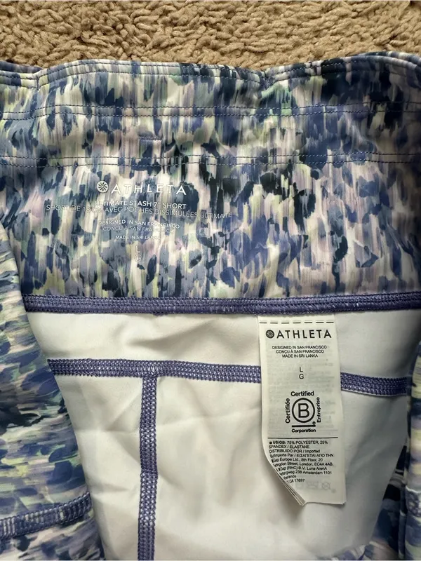 Athleta Ultimate Stash 7” Athletic Bike Shorts Size L - Image 9