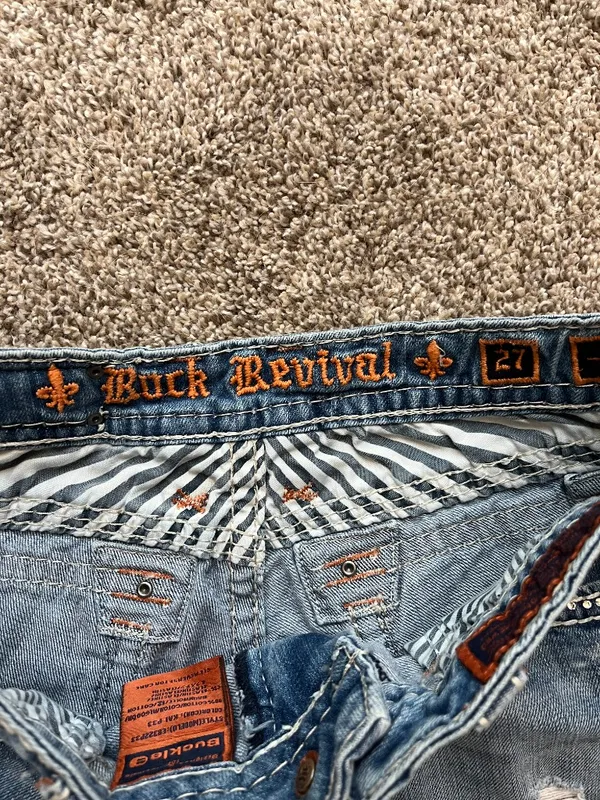 Rock Revival Y2K Denim Capris Ultra Low Rise McBling Bedazzled Pockets Size 27 - Image 4