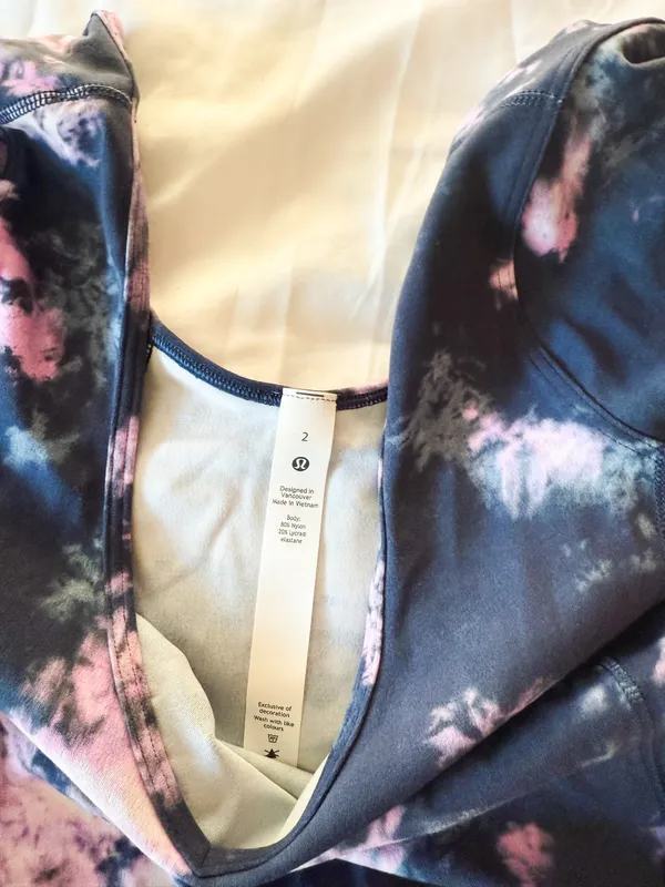 Lululemon Circulate Tie Dye Mineral Blue Multi Align T-Shirt Size 2 - Image 4