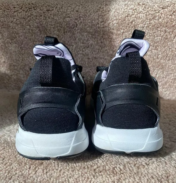 Under Armour Training Shoes - Image 4