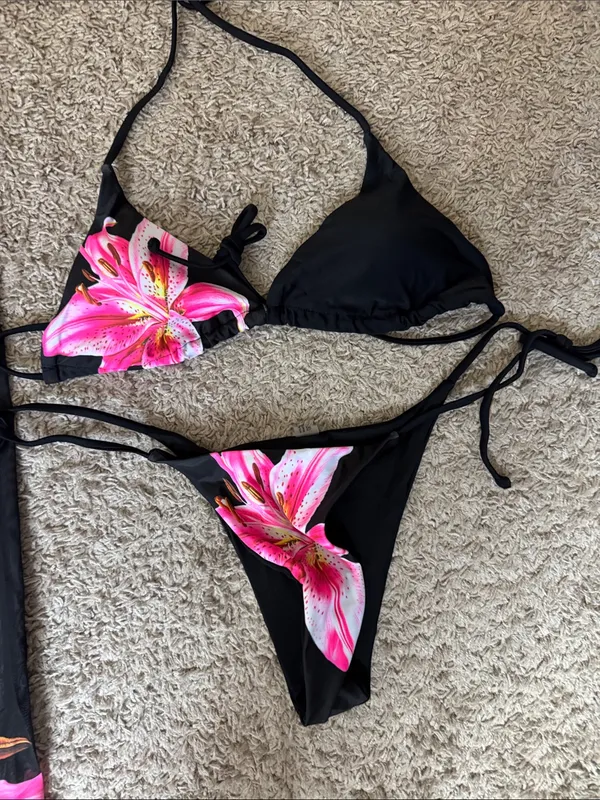 NWT Black Bikini Set with Hot Pink Floral Print and Matching Sarong / M39 - Image 2